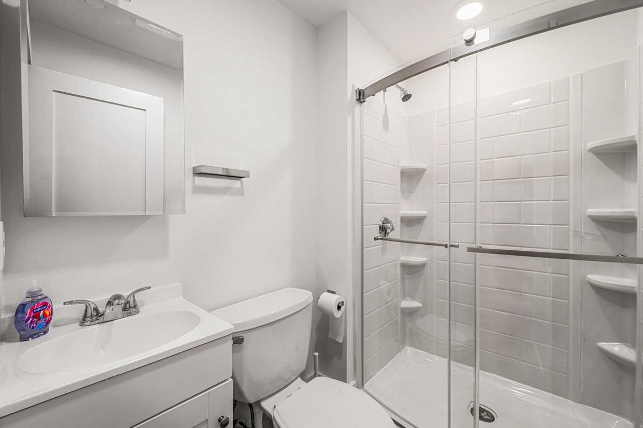 18 Benedict St #8 - Photo 5 of 18