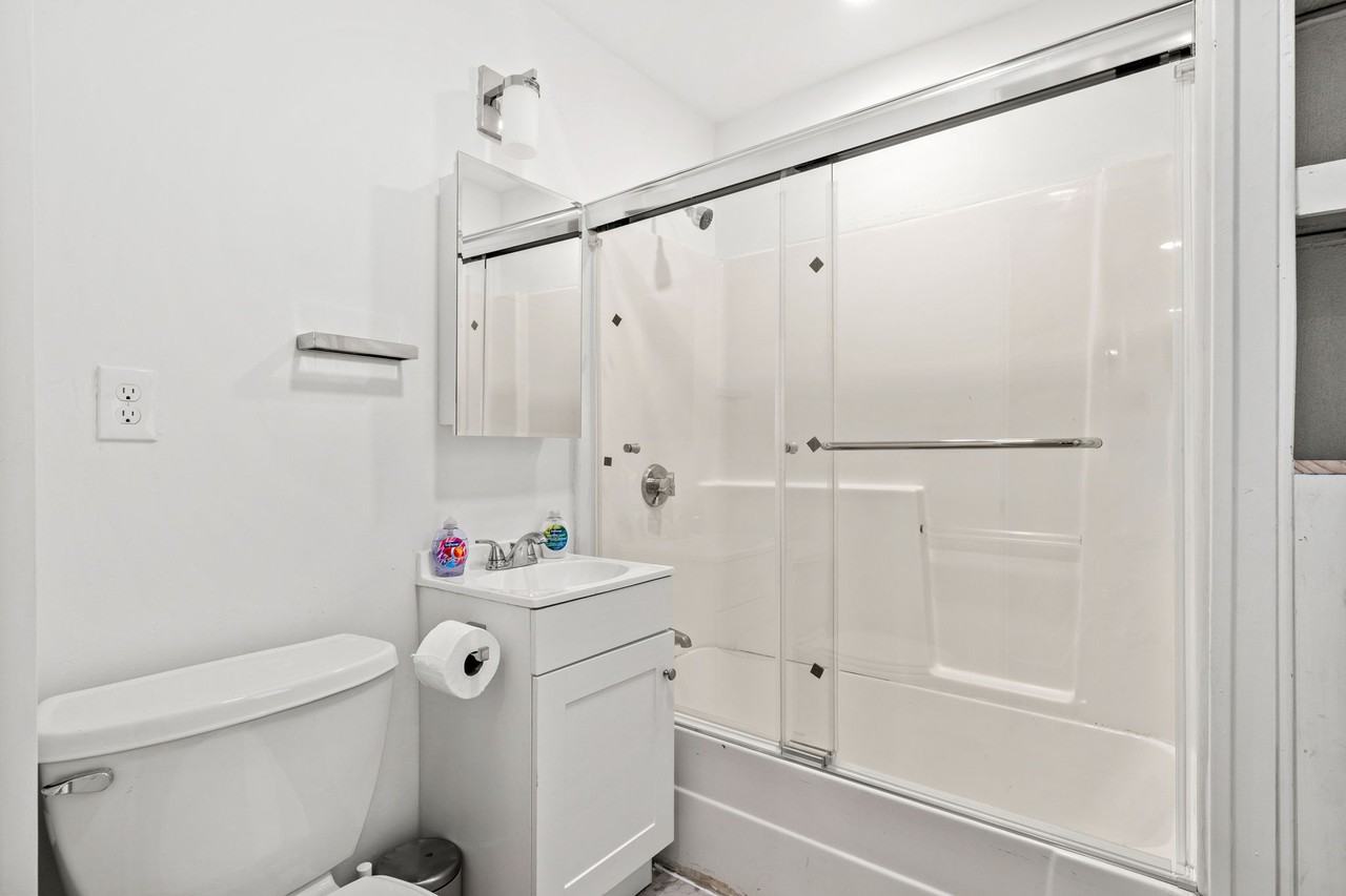 18 Benedict St #7 - Photo 4 of 23