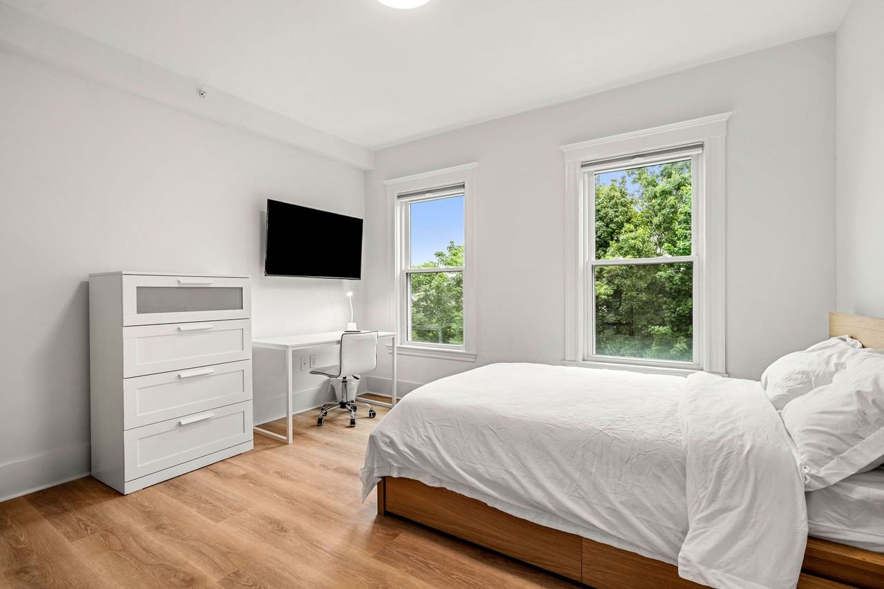 18 Benedict St #6 - Photo 2 of 22