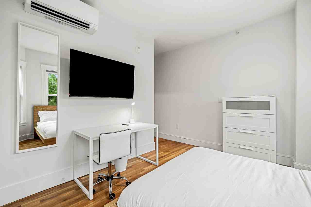 18 Benedict St #3 - Photo 4 of 20