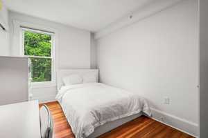 featured image of 18 Benedict St #2