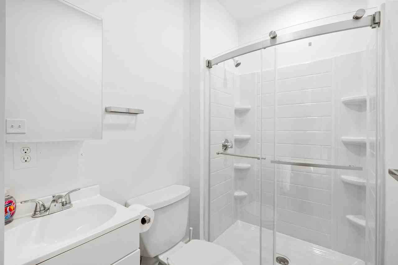 18 Benedict St #1 - Photo 5 of 22