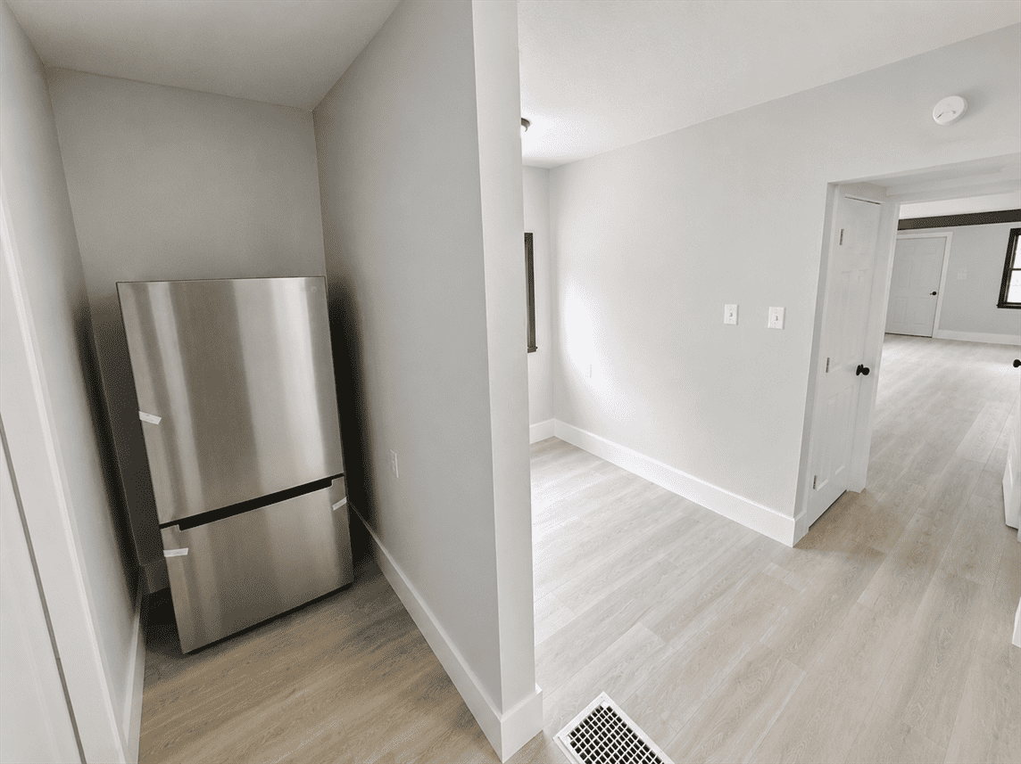 251 Lexington Ave #251 - Photo 3 of 14