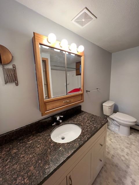 821 W 5th St #3 - Photo 6 of 11