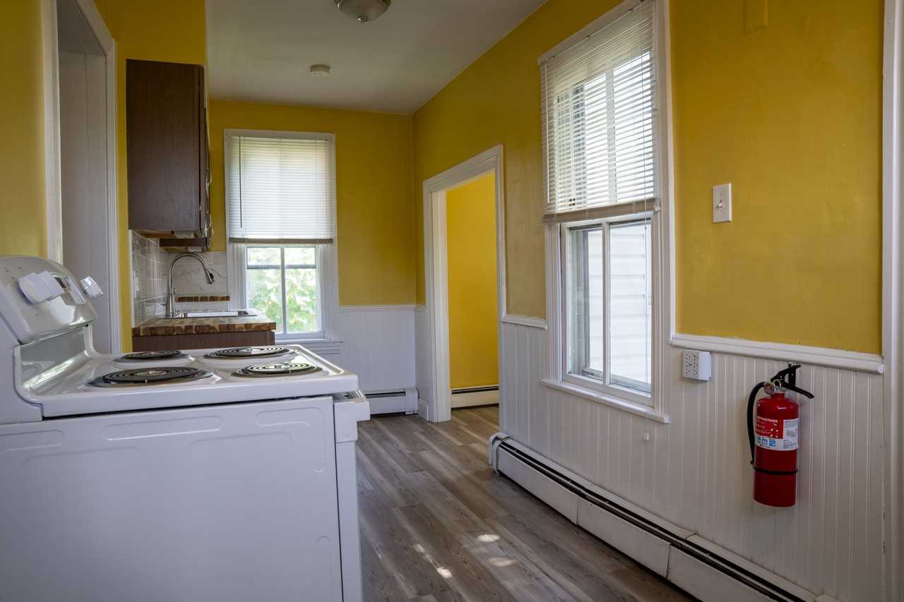 462 N Charlotte St #B - Photo 2 of 23