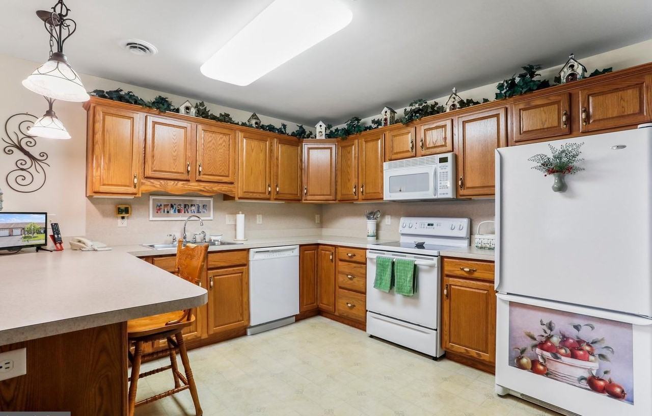 409 Kensington Rd #NA - Photo 3 of 14