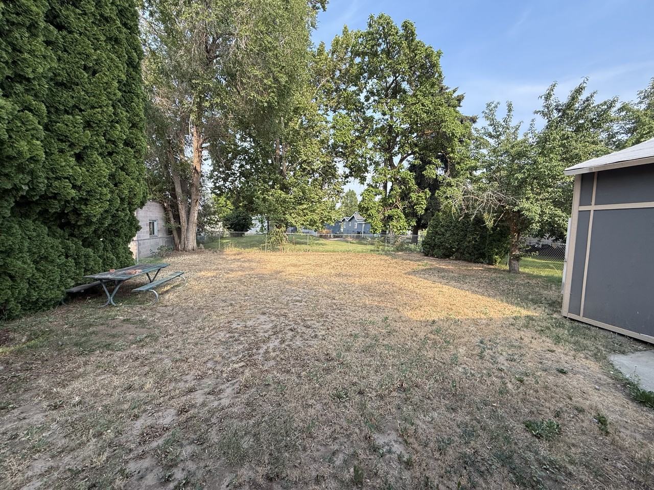 1213 S 13th Ave #NA - Photo 2 of 2