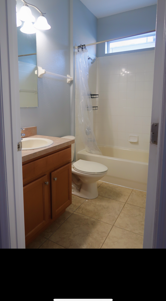 646 Arbor Pointe Ave #NA - Photo 4 of 11