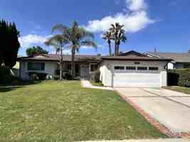 featured image of 23723 Oxnard St #NA