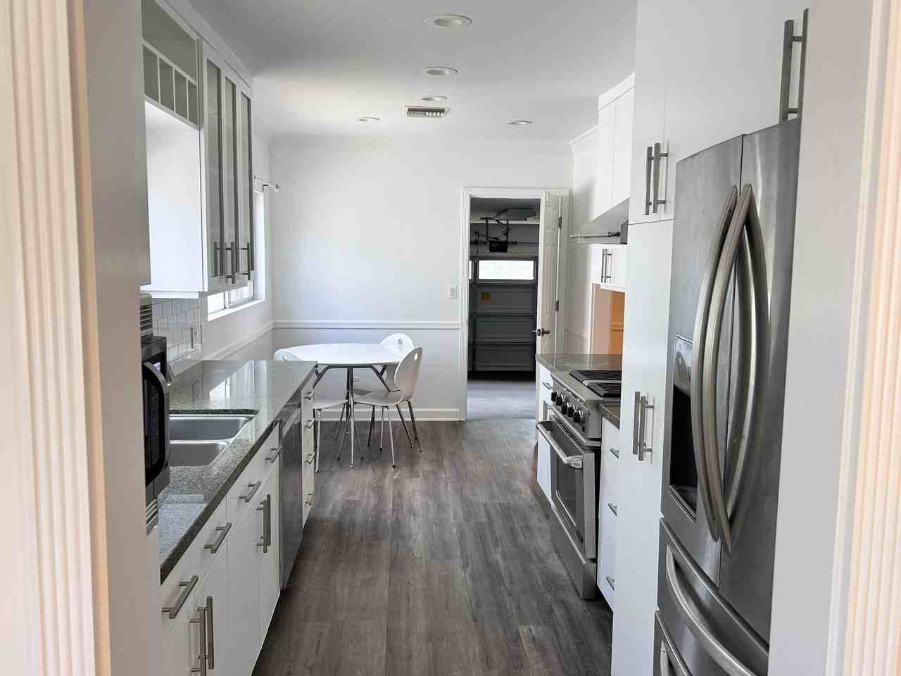 23723 Oxnard St #NA - Photo 6 of 21
