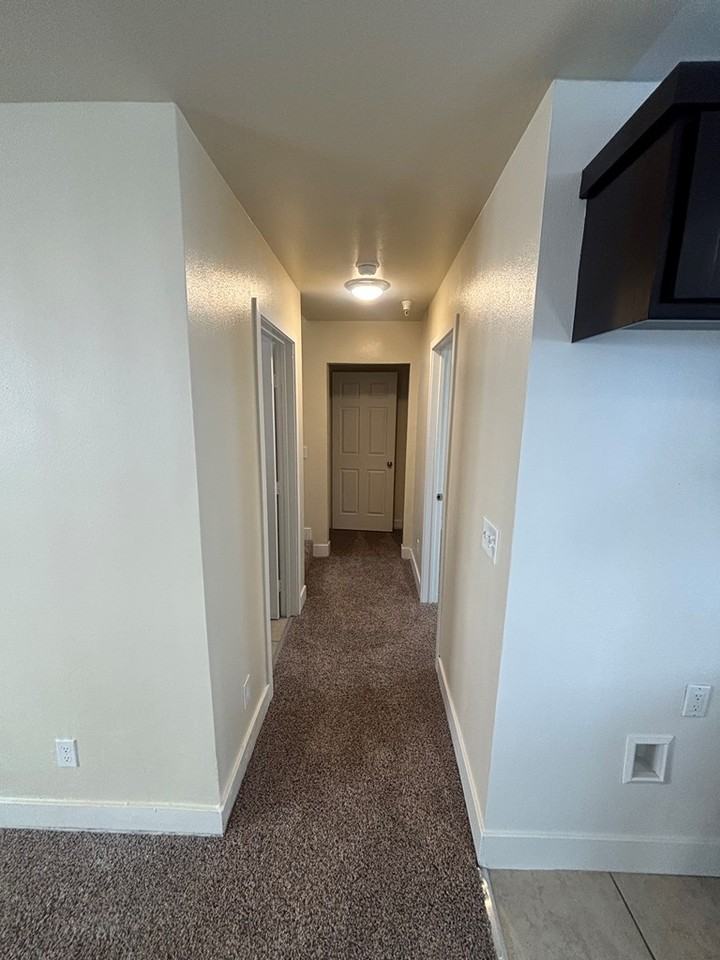 318 East 64th Street - Photo 5 of 20