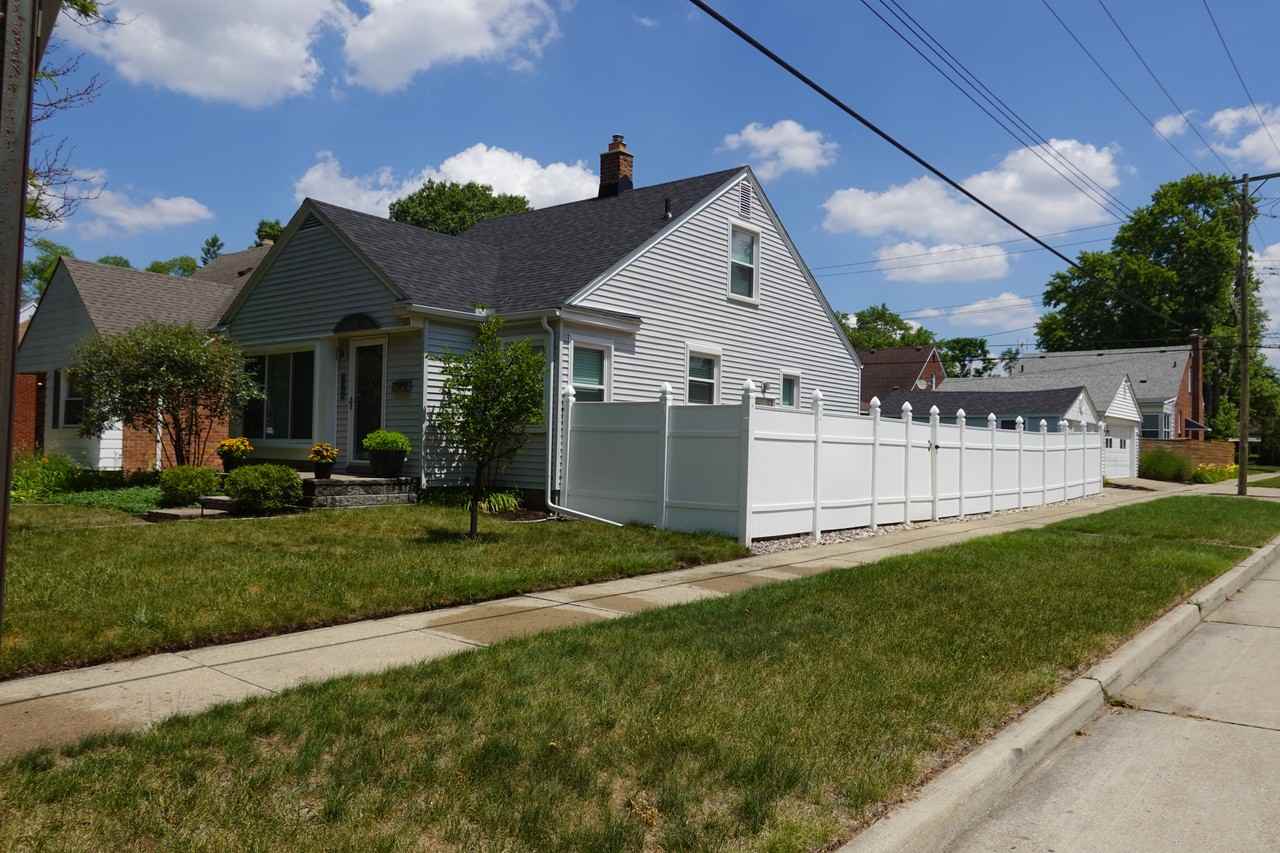 23200 Sherman St #NA - Photo 2 of 34