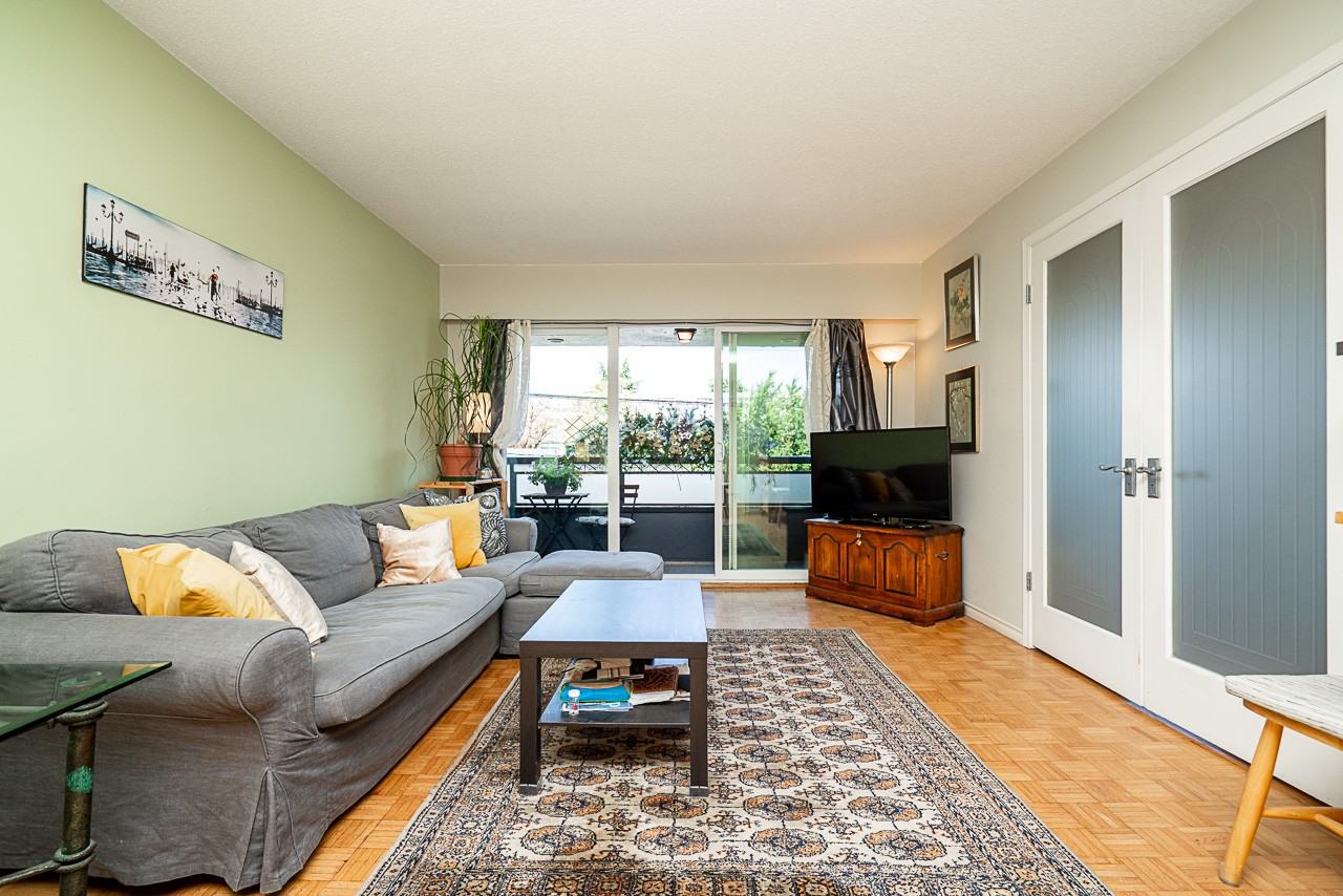 2211 West 5th Avenue #204 - Photo 3 of 23