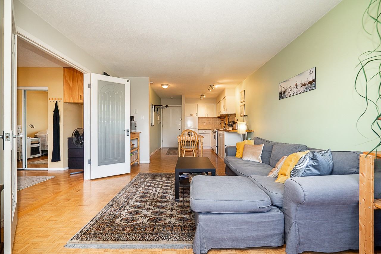 2211 West 5th Avenue #204 - Photo 6 of 23