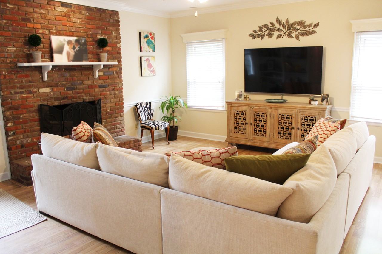 522 Summitt St #2 - Photo 2 of 23