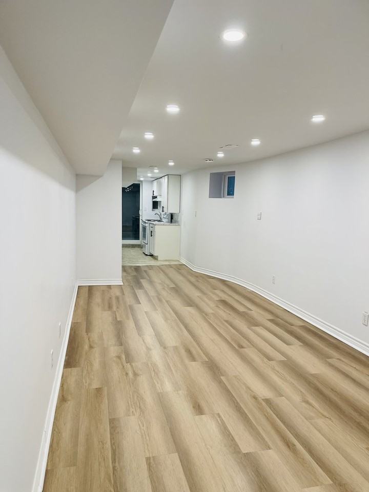 29 Auburn Ave - Photo 3 of 6