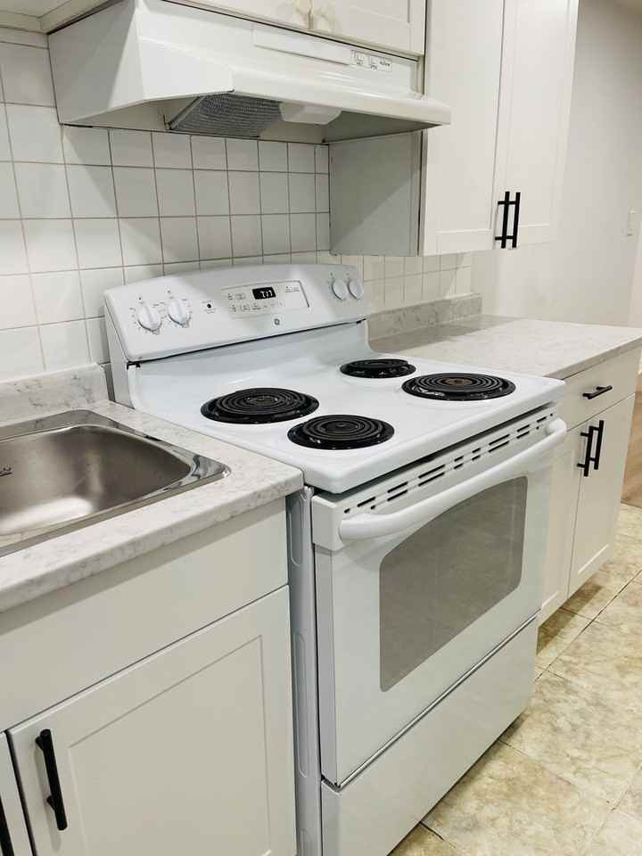 29 Auburn Ave - Photo 4 of 6