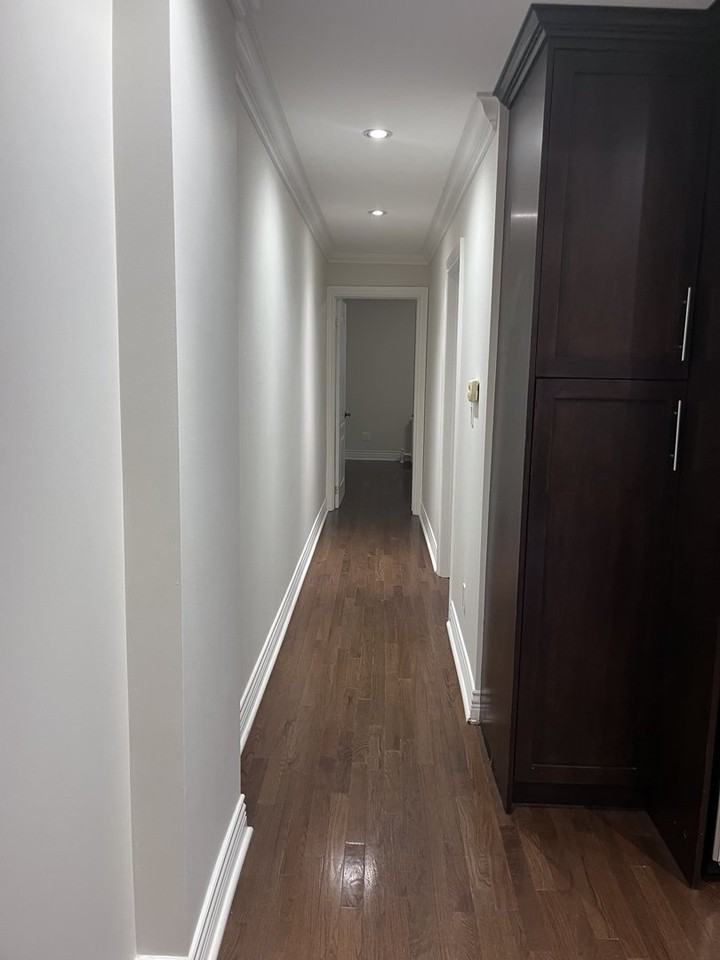65 Burnaby Blvd - Photo 4 of 9