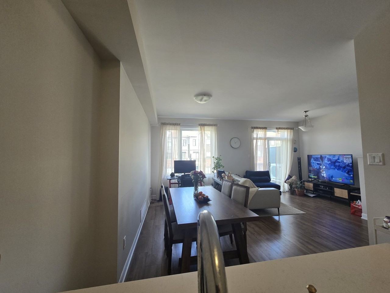 702 Lurgan Way - Photo 3 of 12