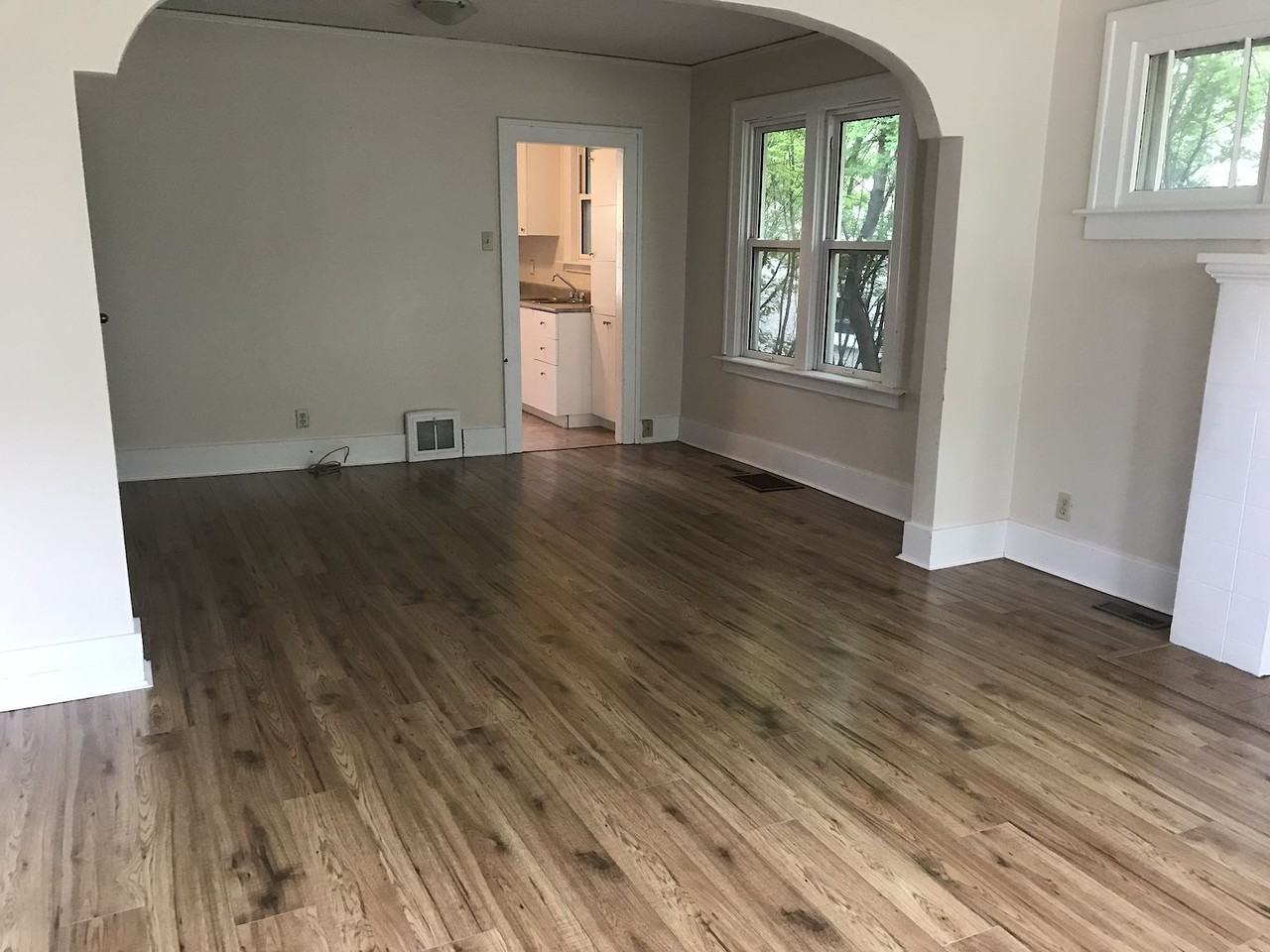 10930 87 Ave Nw - Photo 2 of 15