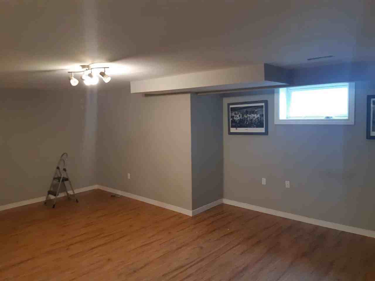 460 72 Ave Ne - Photo 6 of 8