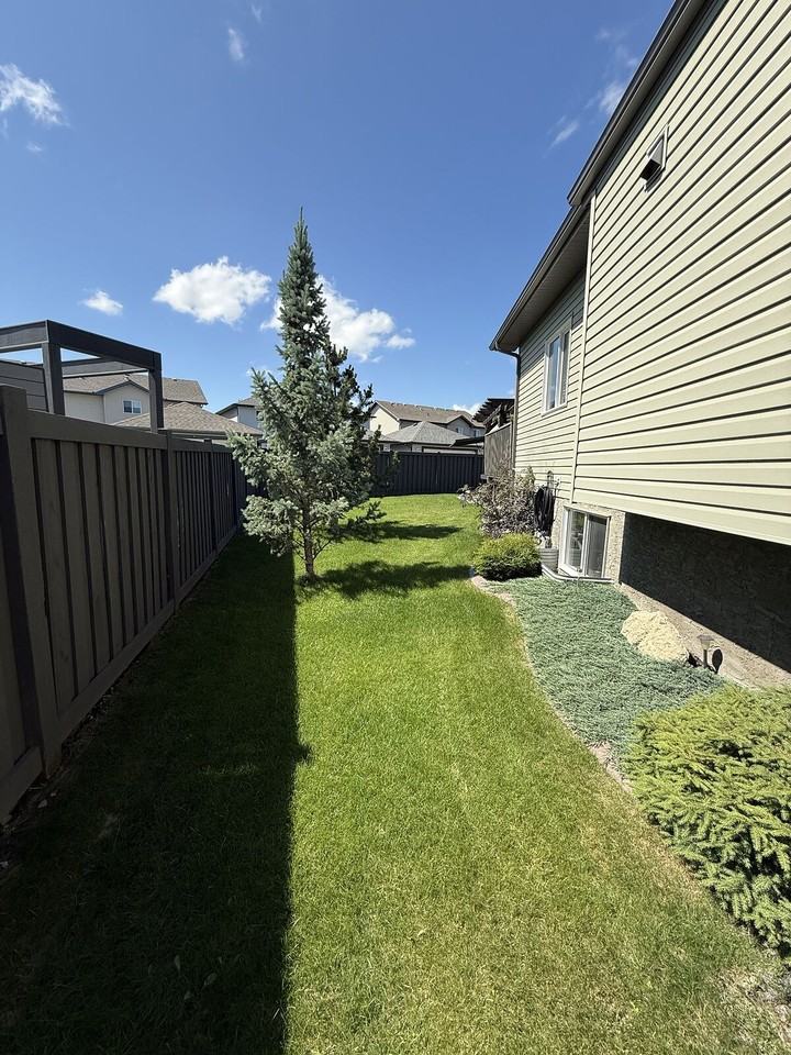 3624 167b Ave Nw - Photo 3 of 29