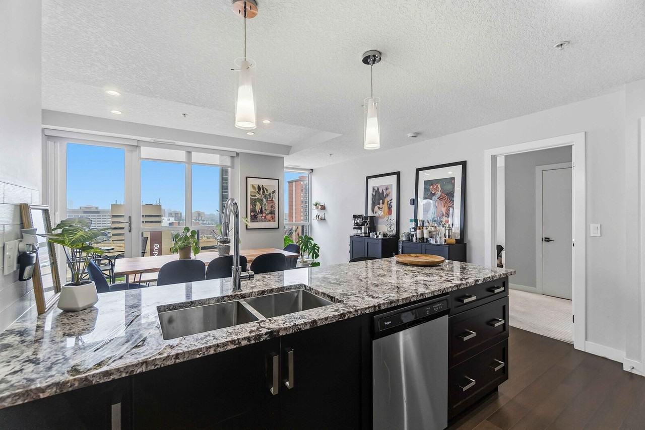 10238 Ultima Tower - Photo 6 of 24