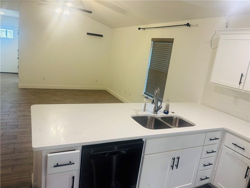 2131 Wildflower Dr - Photo 5 of 20