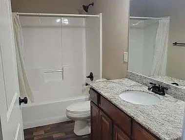 1320 Colonel Hawthorne Dr - Photo 4 of 7