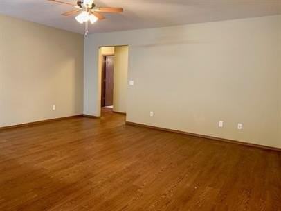 4207 Sw Broadstone Ave #2 - Photo 3 of 11