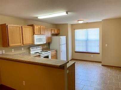 4207 Sw Broadstone Ave #2 - Photo 5 of 11