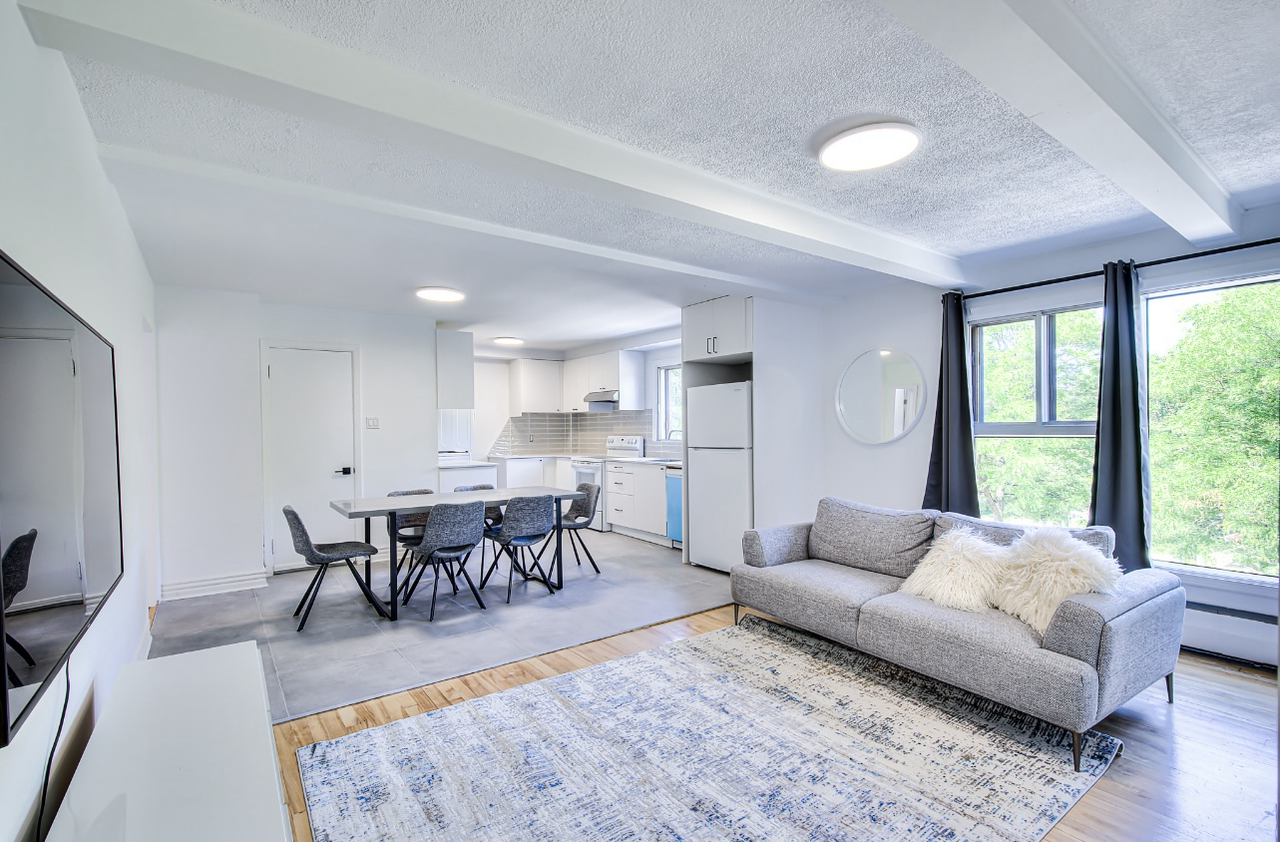3056 Rue de Rushbrooke #1 - Photo 2 of 8