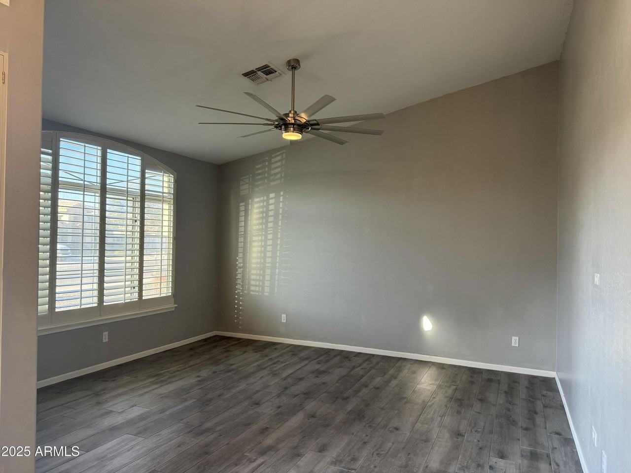 2057 N 132nd Dr - Photo 3 of 25