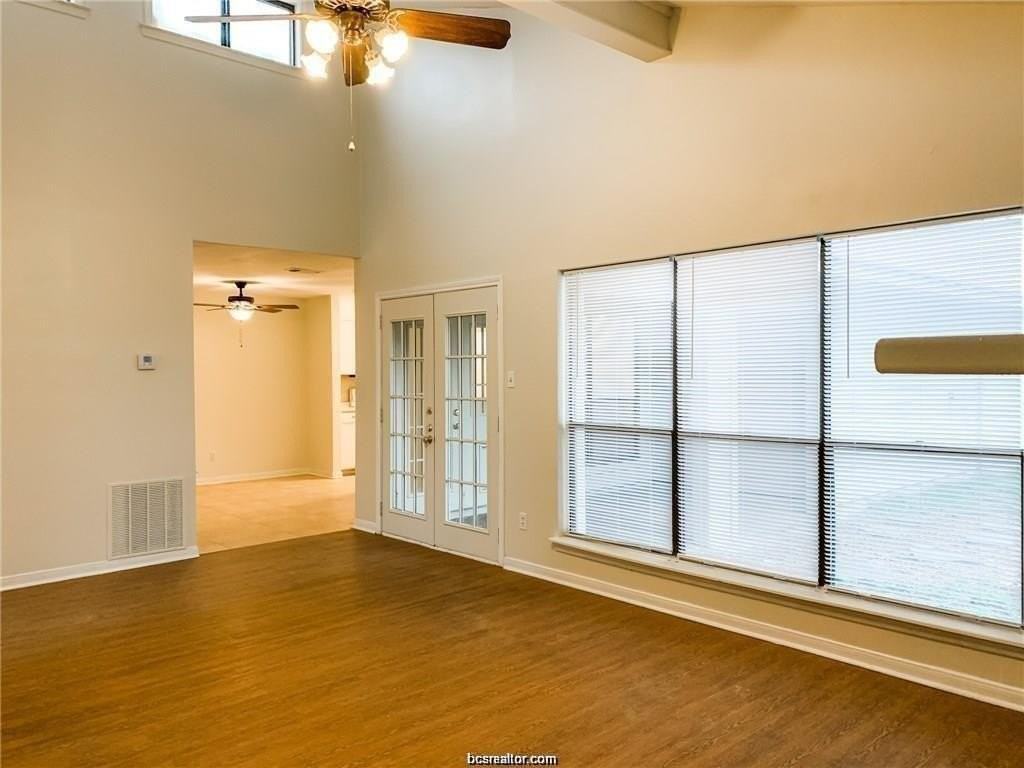 814 Camellia Ct - Photo 4 of 23