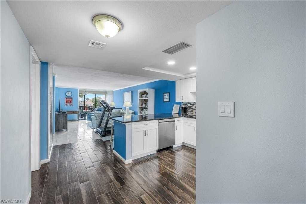 4260 Se 20th Pl Apt 206 - Photo 2 of 22