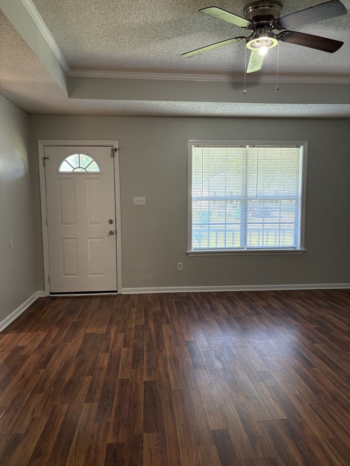 3005 Schroer Dr #1 - Photo 3 of 16