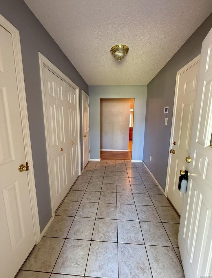 100 Chiffon Ln - Photo 2 of 16