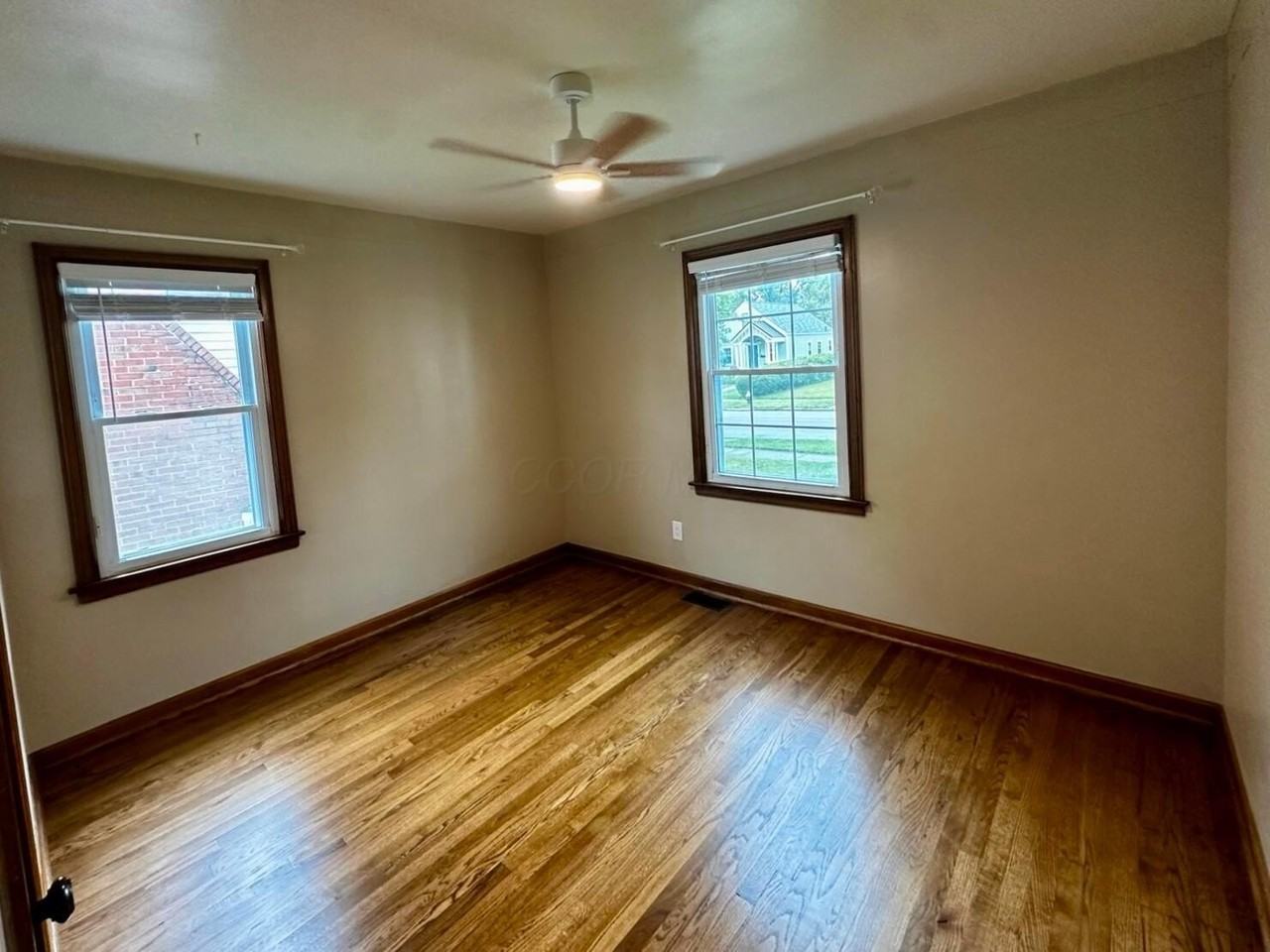 2778 Bellwood Ave - Photo 6 of 19