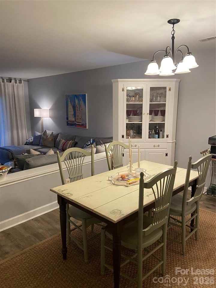 300 E Park Ave - Photo 2 of 6