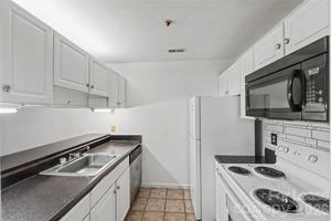 featured image of 9535 University Terrace Dr #B