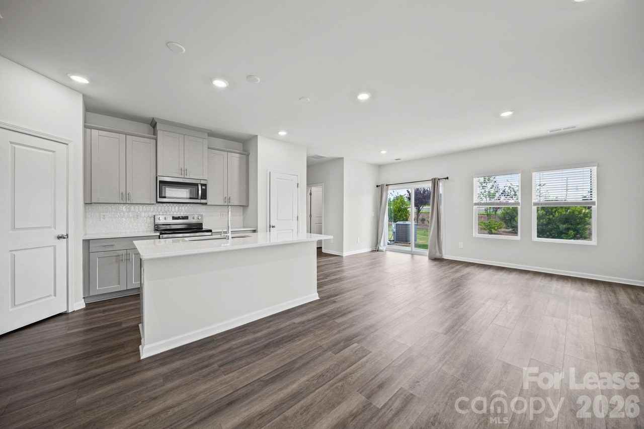 4080 County Down Ave - Photo 4 of 30