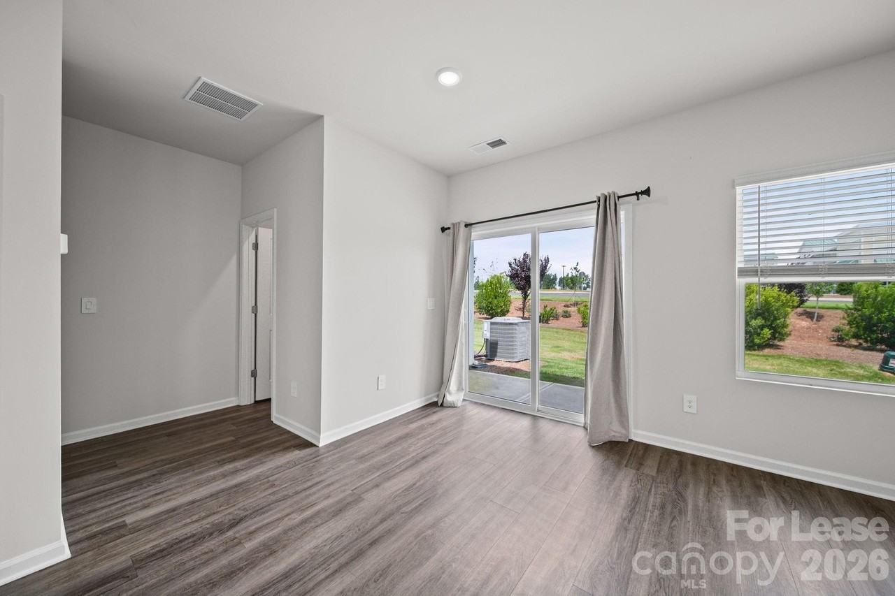 4080 County Down Ave - Photo 7 of 30
