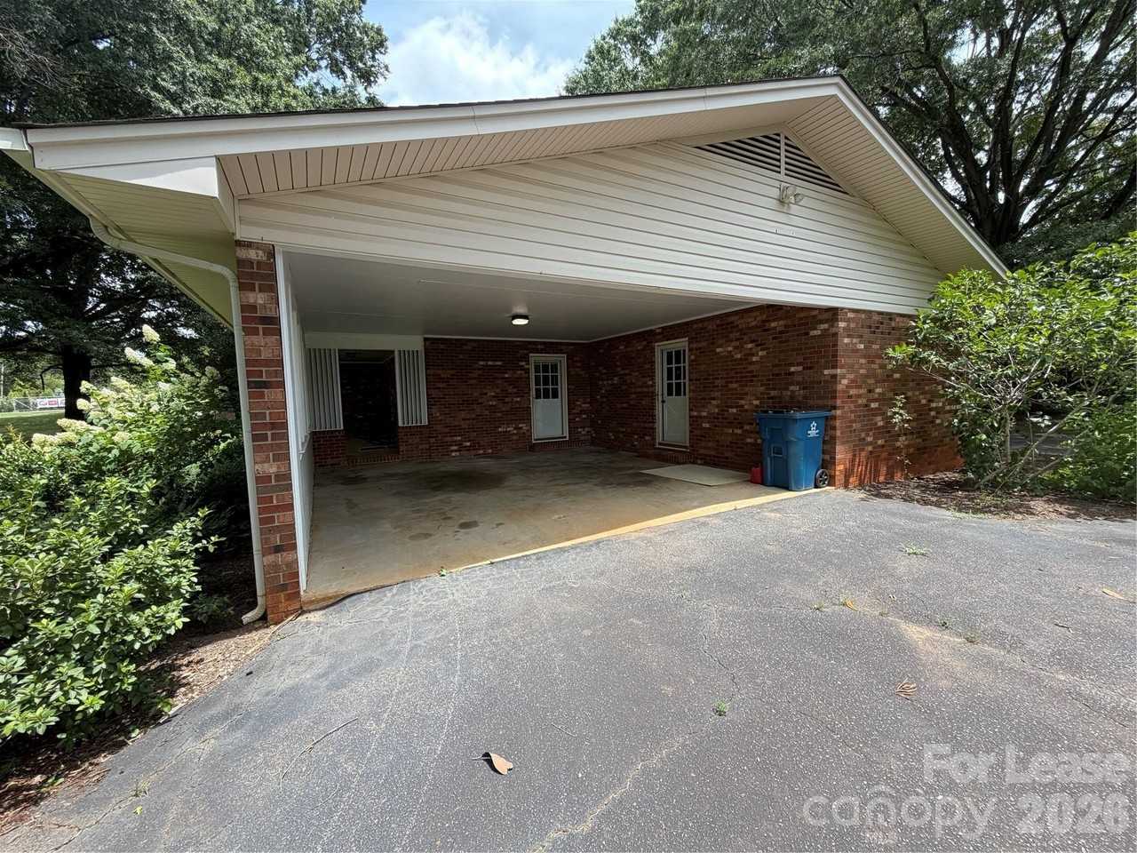 1130 Turnersburg Hwy - Photo 2 of 25