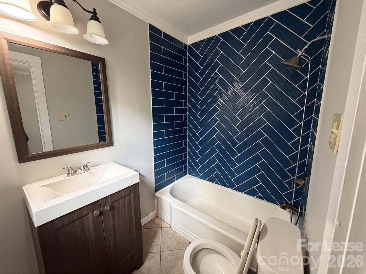 449 N Center St - Photo 5 of 23