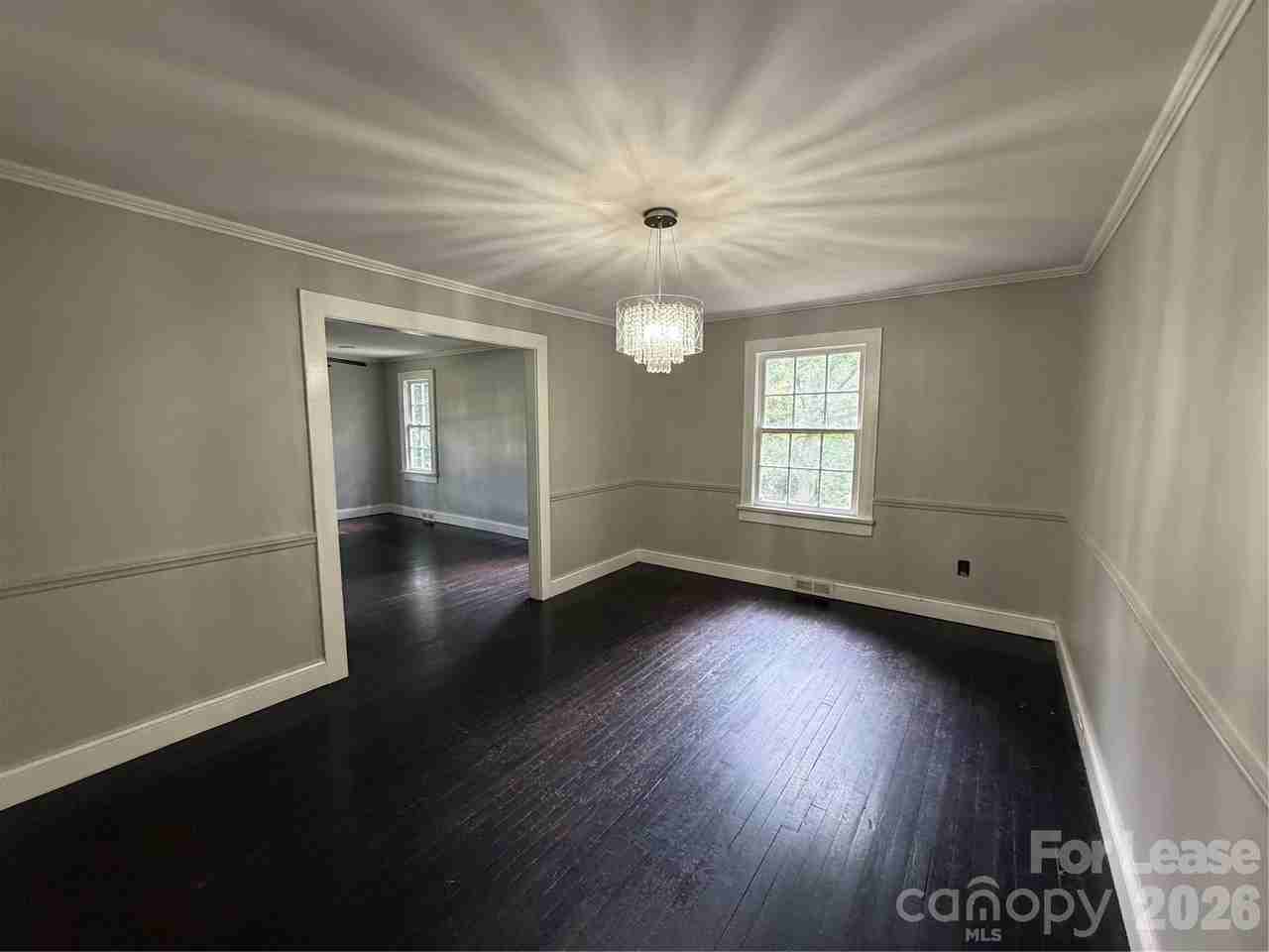 449 N Center St - Photo 6 of 23