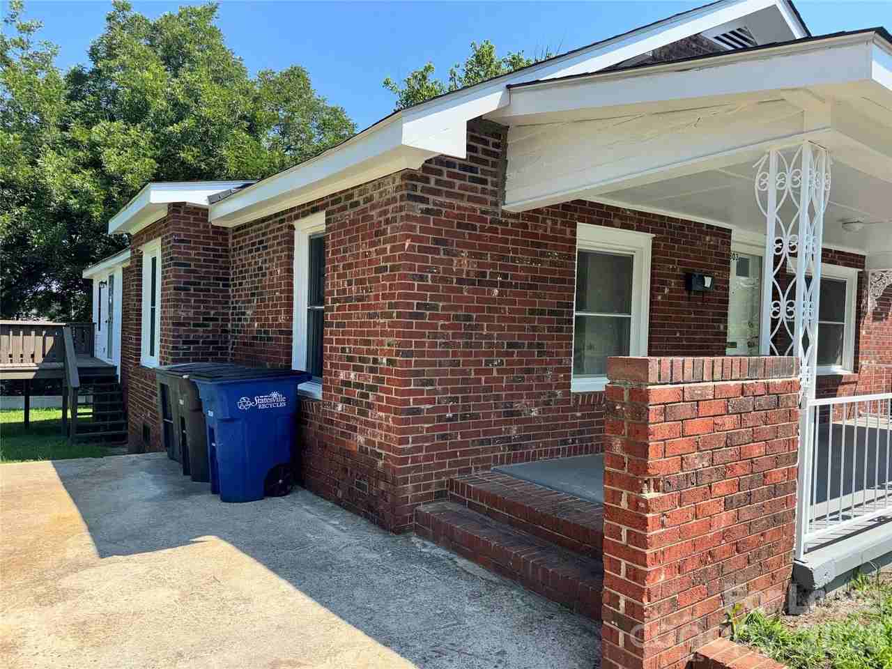 303 Garfield St - Photo 2 of 23