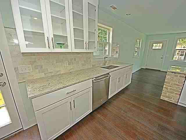4 S Enston Ave - Photo 3 of 7