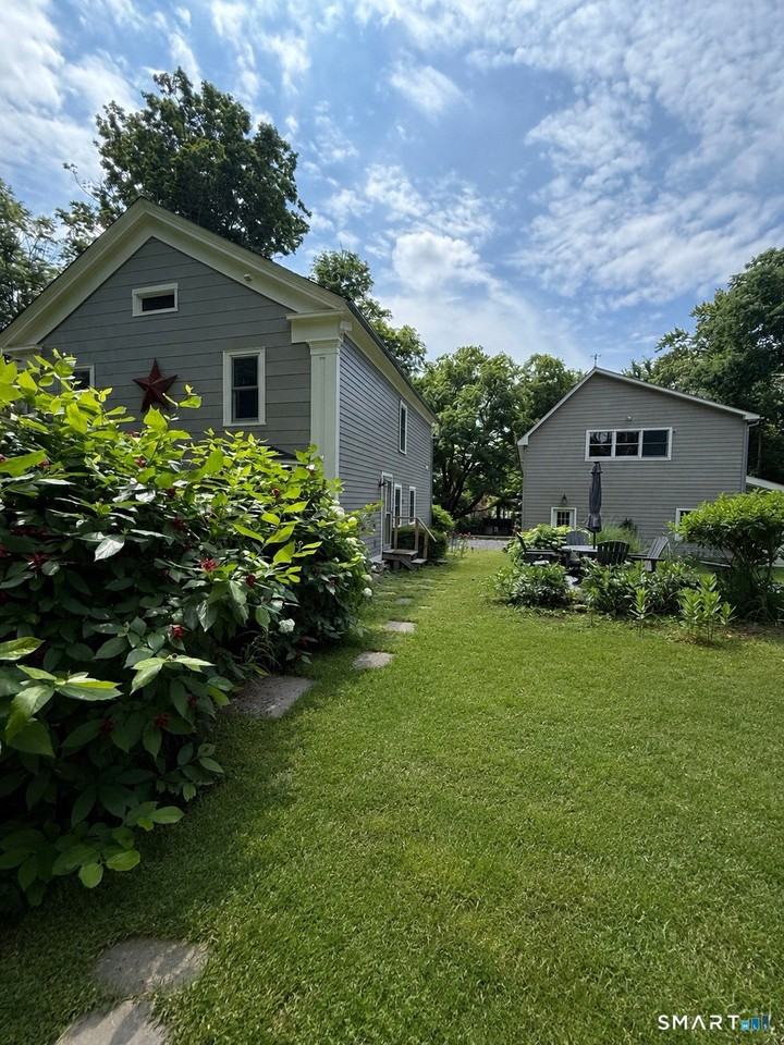 163 East St - Photo 2 of 12