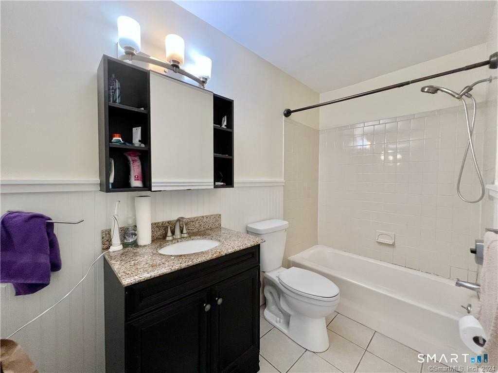25 W Main St #8 - Photo 6 of 12
