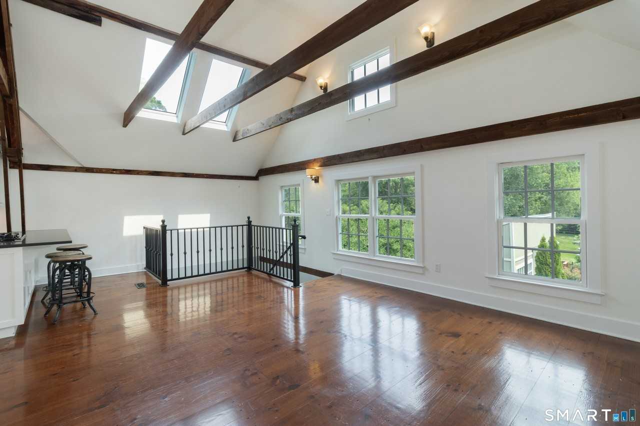 200 Whitfield St - Photo 5 of 32
